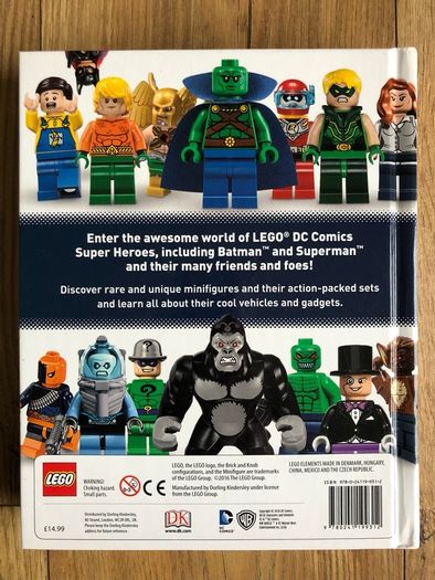 Lego DC: Book & Minifigure Bundle