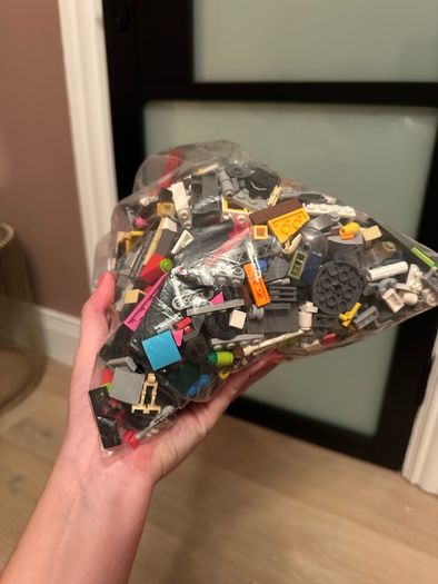 1kg mixed Lego bag