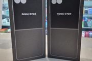 Samsung Z Flip 8