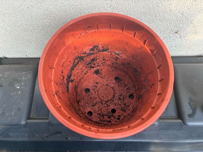 Plastic terracotta flower pot