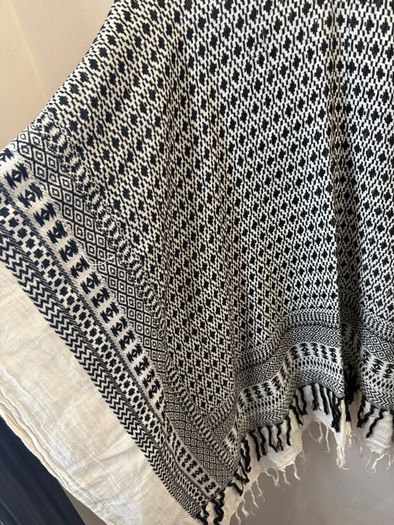 NEW LOOK Boho Ethnic Pashmina Shawl Scarf Wrap Over!