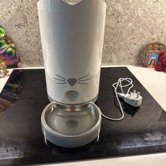 Catit Automatic Feeder