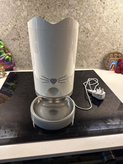 Catit Automatic Feeder