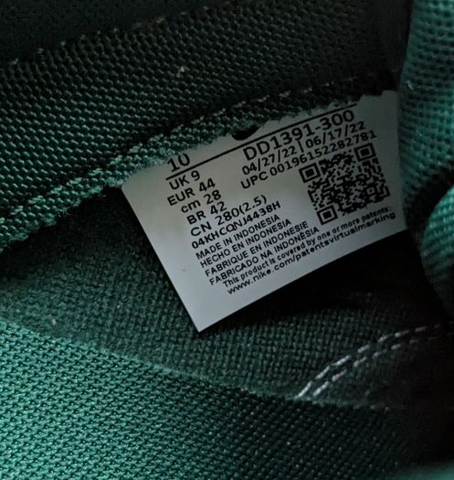 NIKE Dunk Low Retro Gorge Green MIAMI Size UK 9
