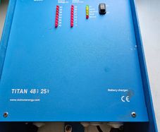 Victon Titan battery charger