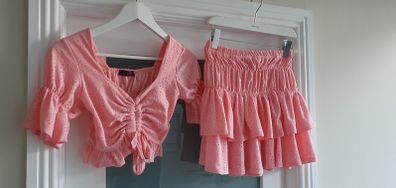 VIGO pretty pink ruffle skirt and crop top co-ord Sz 8UK