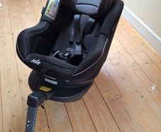 JOIE baby car seat
