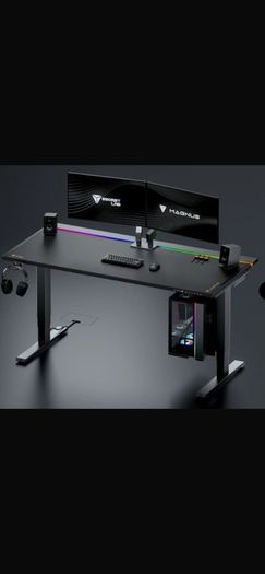 Sit/stand gaming desk