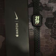 Apple Watch 7 NIKE