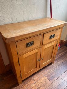 sideboard