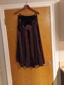 Nude  Plum Skirt.   S.14. .