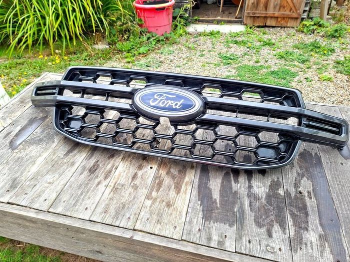 Ford Ranger Wildtrack Front Grill (New model)