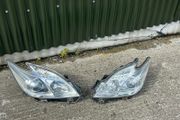 Toyota Prius headlights Pair