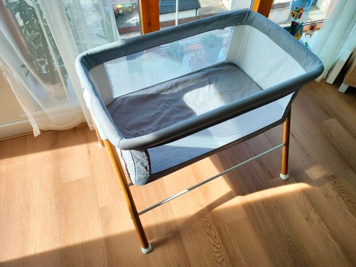 Baby crib