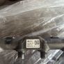 fuel rail Image 2