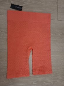 ladies new shorts size xs