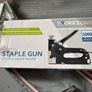 staple gun Image 3