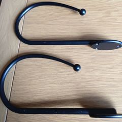 Curtain Hooks/Tie Backs