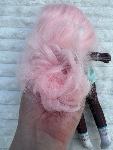 Na! Na! Na! Surprise Lila Lamb Teens Fashion Doll  aprox. 11" Used Please see photos