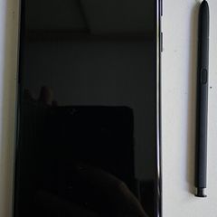 Samsung Galaxy S22 Ultra 5G 128GB Unlocked.