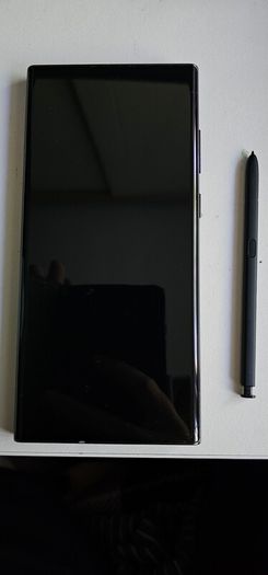 Samsung Galaxy S22 Ultra 5G 128GB Unlocked.