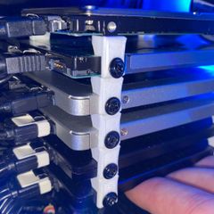 Drive Stackers 2.5" drives (SSD or HDD)