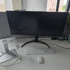 LG 34 UltraWide Monitor,  Seenda Keyboard, Mouse and Laptop Stand, Like New