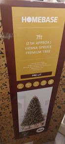 7ft pre lit christmas tree