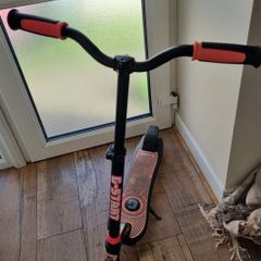 Kids electric scooter
