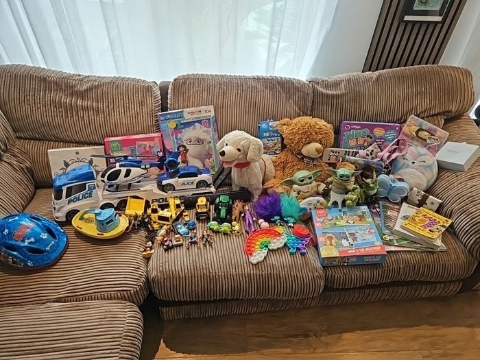 kid's toy bundle