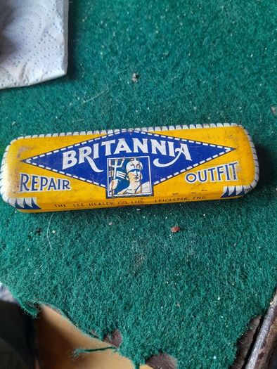 britannia repair outfit
