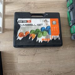Dumbbell set