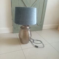 Table lamp (Oversized)