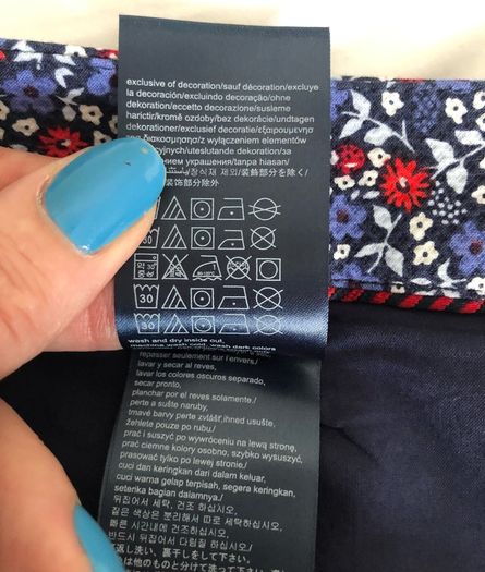 Tommy Hilfiger mini skirt