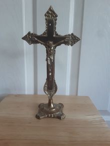 Brass Cross/Christ on Crucifix Cross .. Price Drop