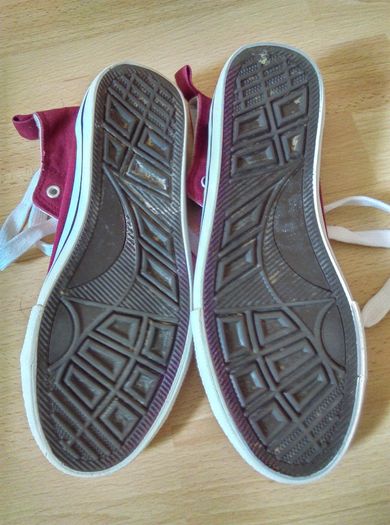 Trainers / Runners, size 5UK / 38EU
