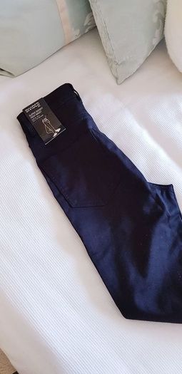 H&M High Waist Black Jeans - Size 8