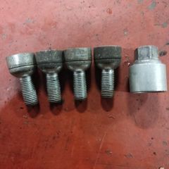 Vw lock nuts