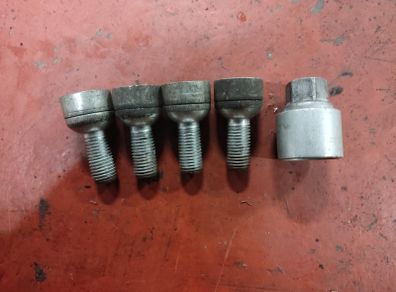 Vw lock nuts