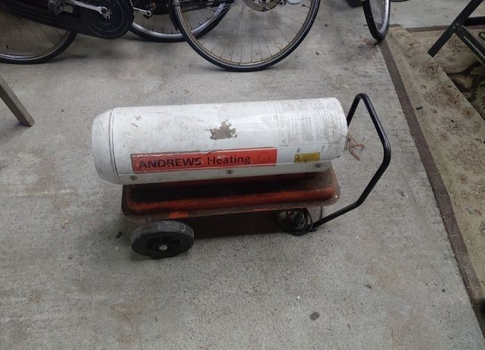 Kerosene heater