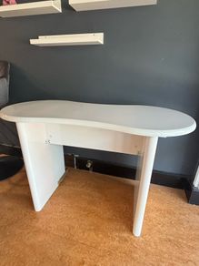Modern curved/oval white desk or console table