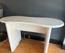 Modern curved/oval white desk or console table