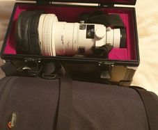 Minolta High Speed AF APO TELE 300mm f2.8 Lens