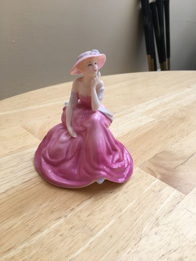 Coalport Porcelain Figurine 'In Love'