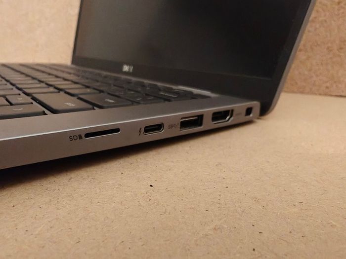 Dell Latitude 7420 | i7 vPro | 32GB | 256GB | 14" FHD | Win11