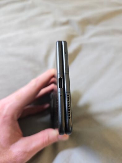 Honor Magic V3 Foldable - 512GB Dual Sim inc Cases