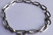 Vintage Sterling Silver Paperclip Chain Bracelet Features Elongated Rectangular Links and a Secure Box Clasp Closure. length 8" - 10,2g