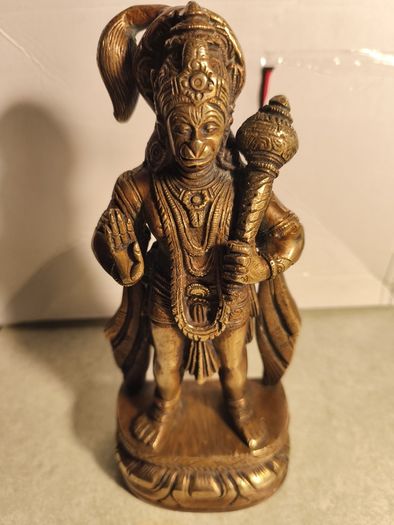 Elegant Brass Lord Hanuman Statue Sacred Sentinel Hanuman Statue | Hanuman Statue for Spiritual Protection | Guardian of Faith & Blessed Protector | Handcrafted Hindu Decor