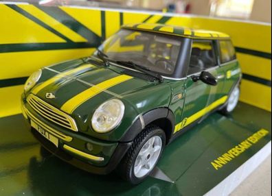 Mini Foxtons 1/18 Burago Rare