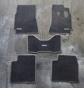 Rare Nissan Skyline R33 parts